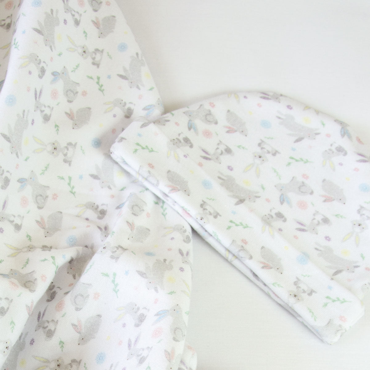 Bouncy Bunny Blanket & Hat Gift Set