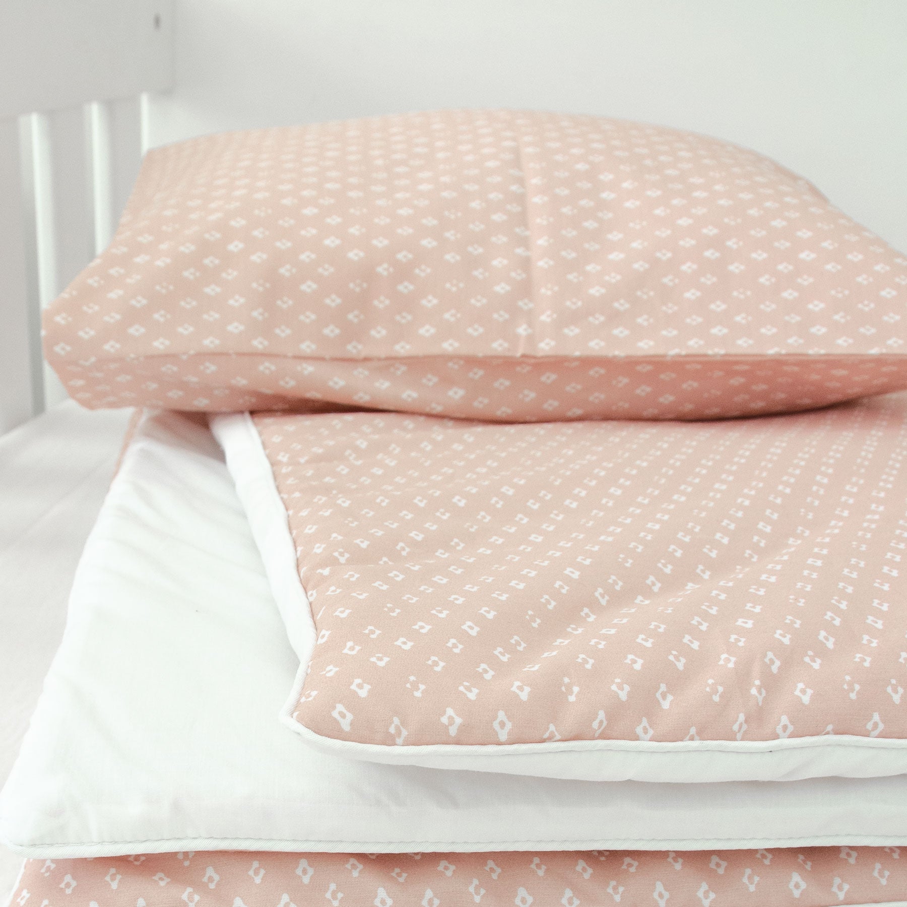 Dusty Diamond Cot Comforter & Pillowcase Set