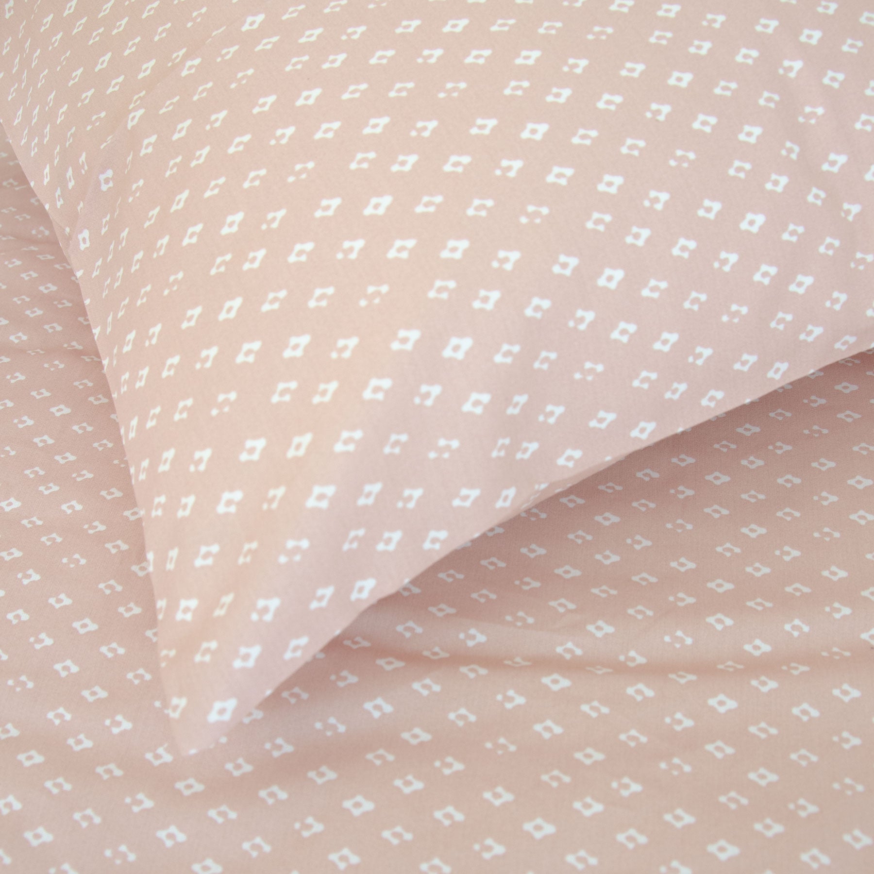 Dusty Diamond Cot Comforter & Pillowcase Set