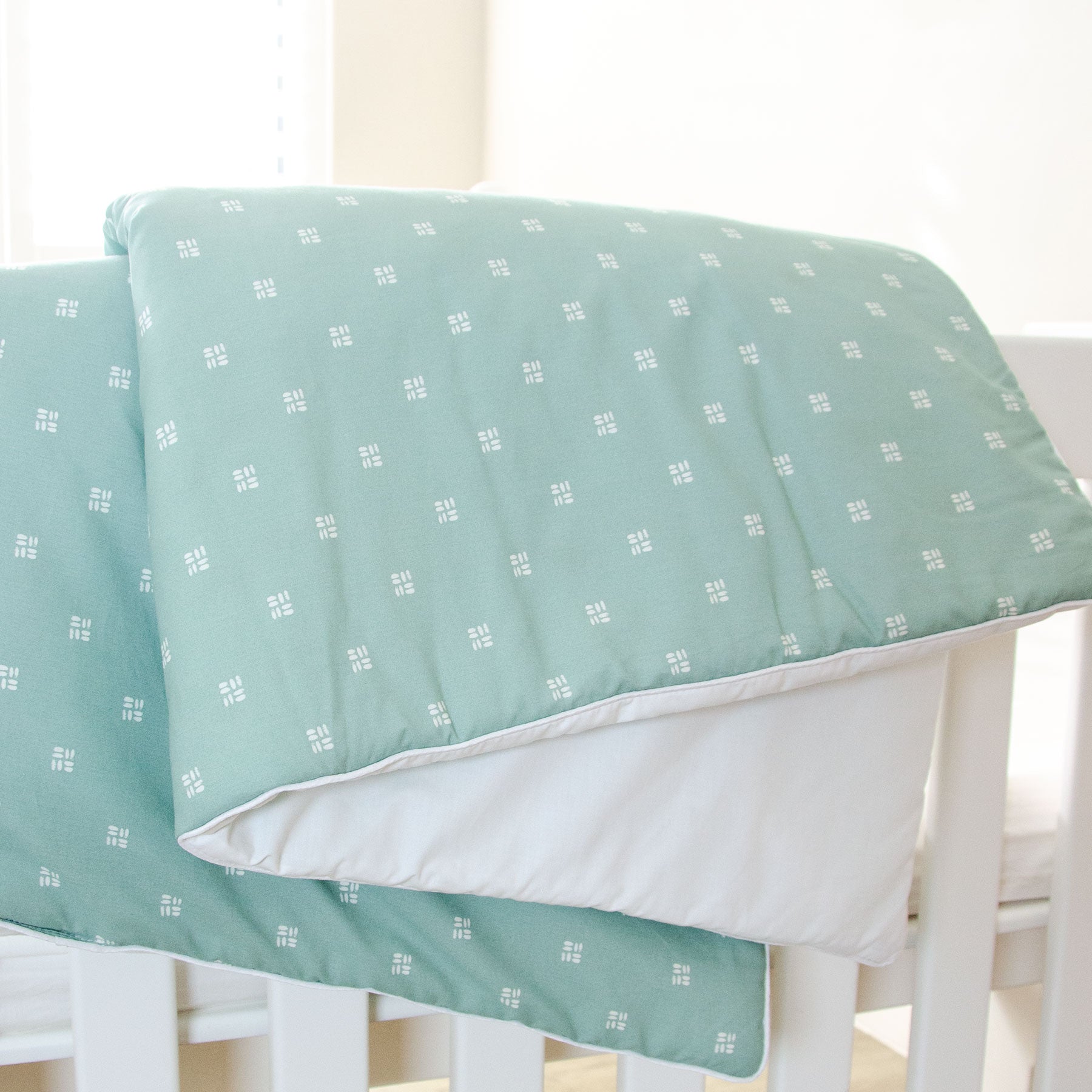 Soothing Sage Cot Comforter & Pillowcase Set