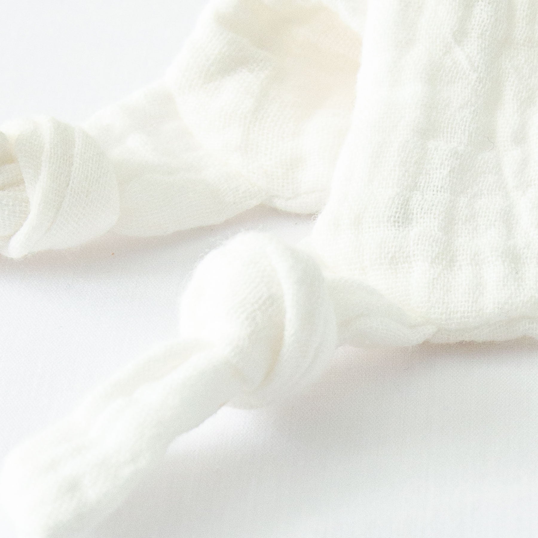 Knotted Muslin Sensory Taglet