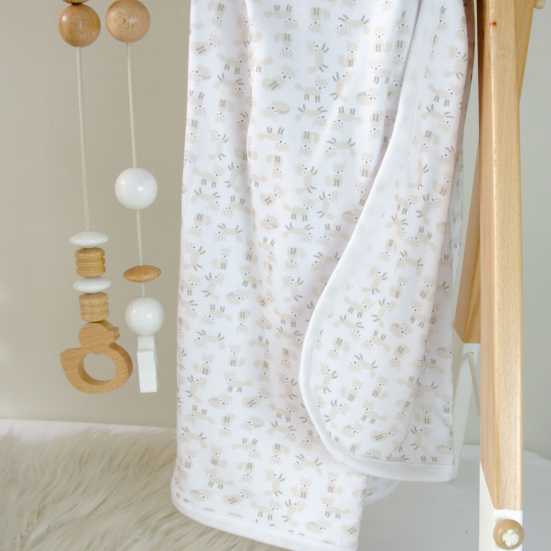 Fabulous Fox Blanket & Hat Gift Set