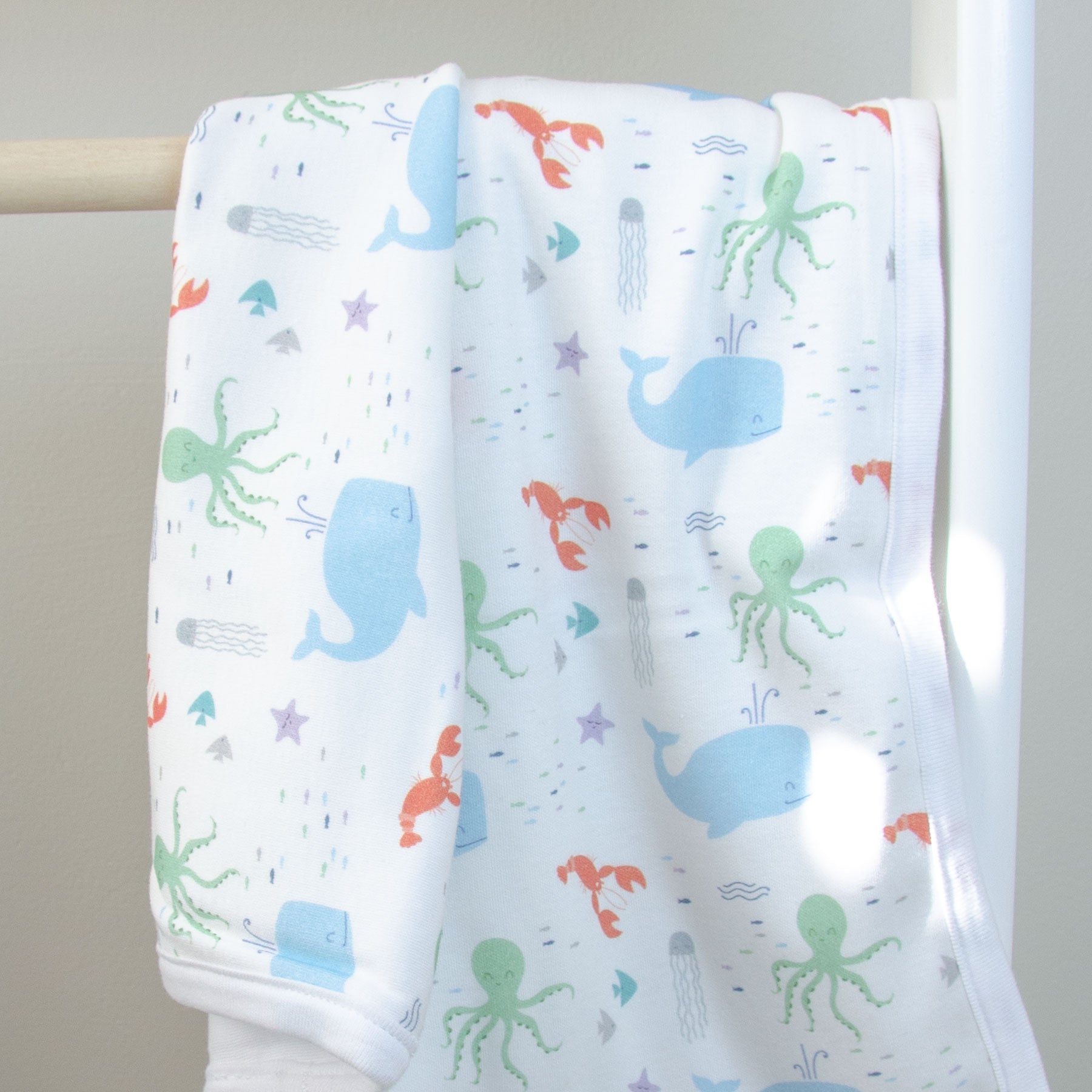 Ocean Life Blanket &amp; Hat Gift Set