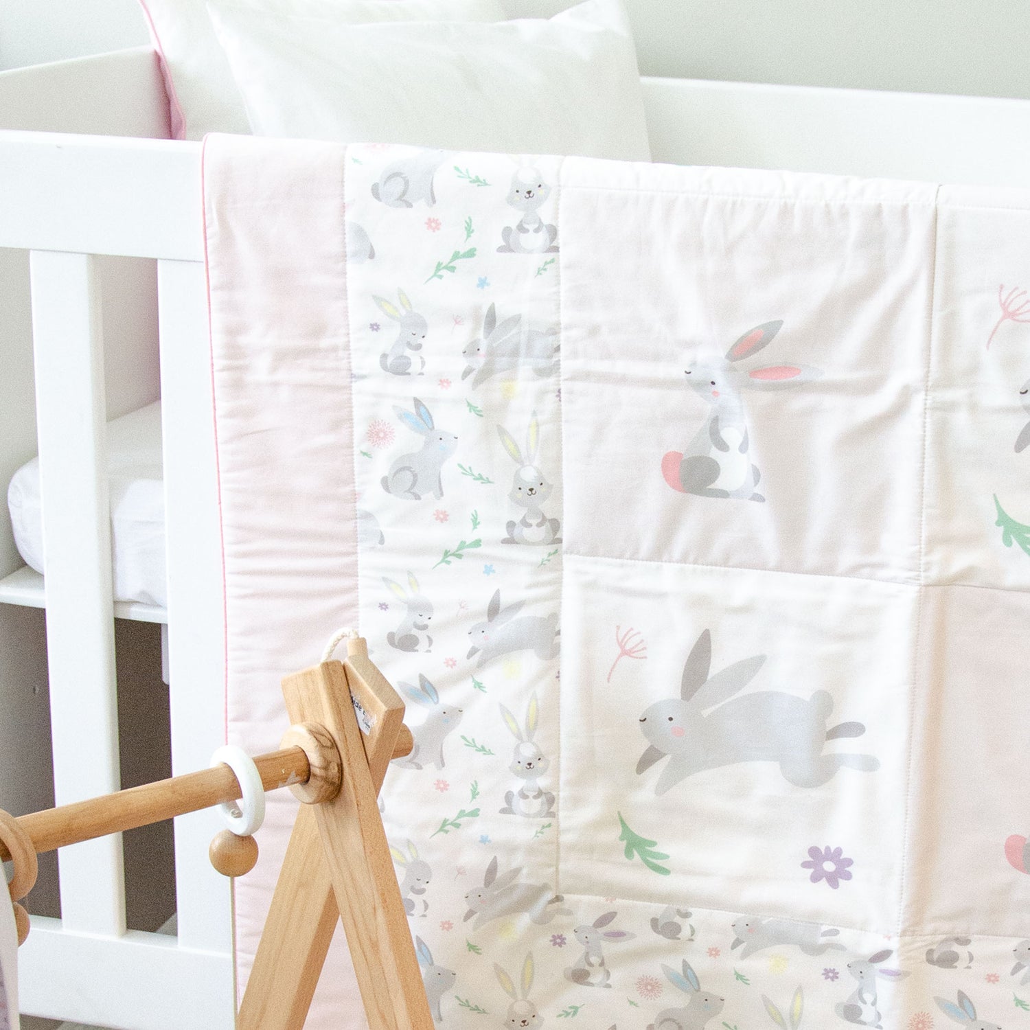 Bunny Cot Comforter Quilt