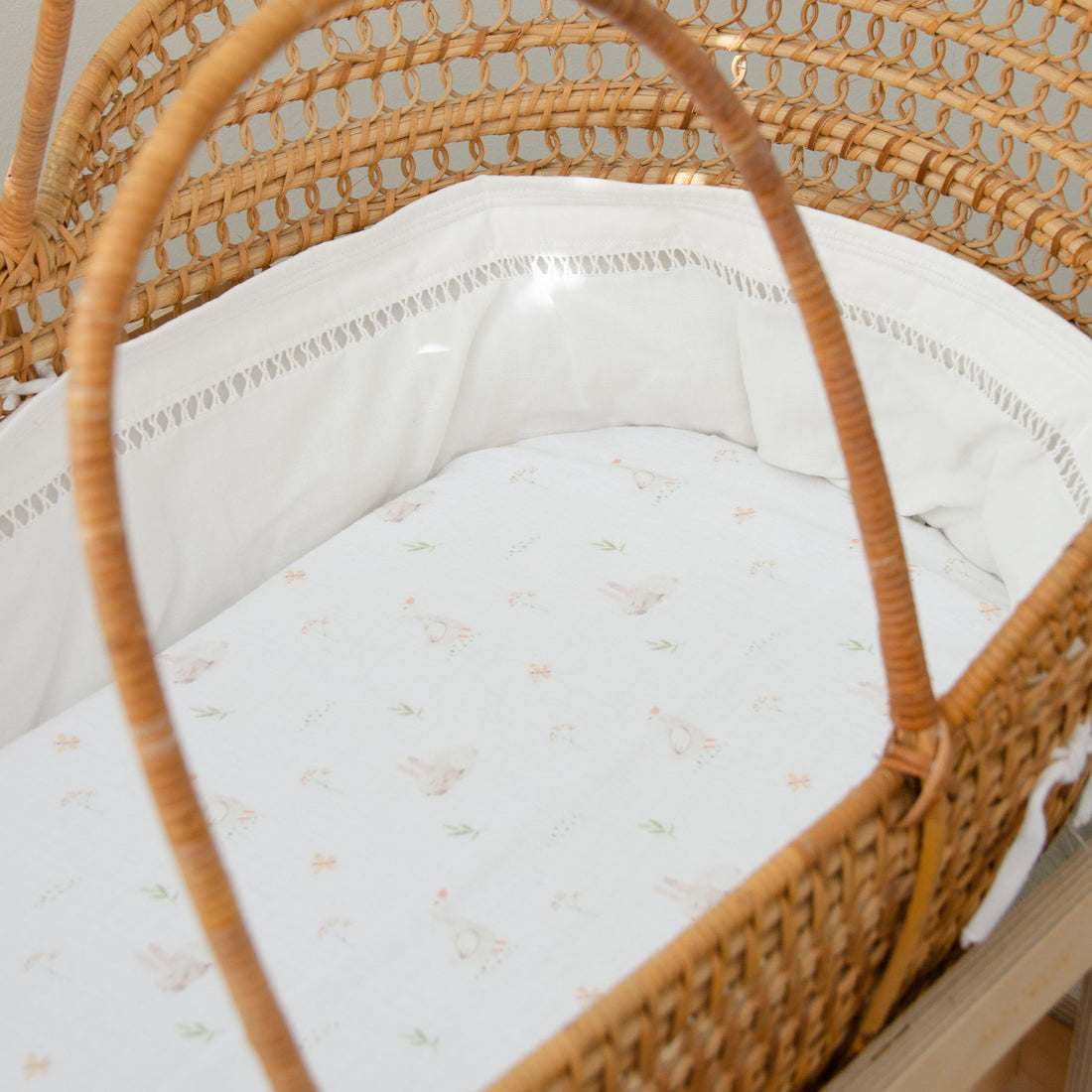 Farm Babies Moses Basket Muslin Fitted Sheet