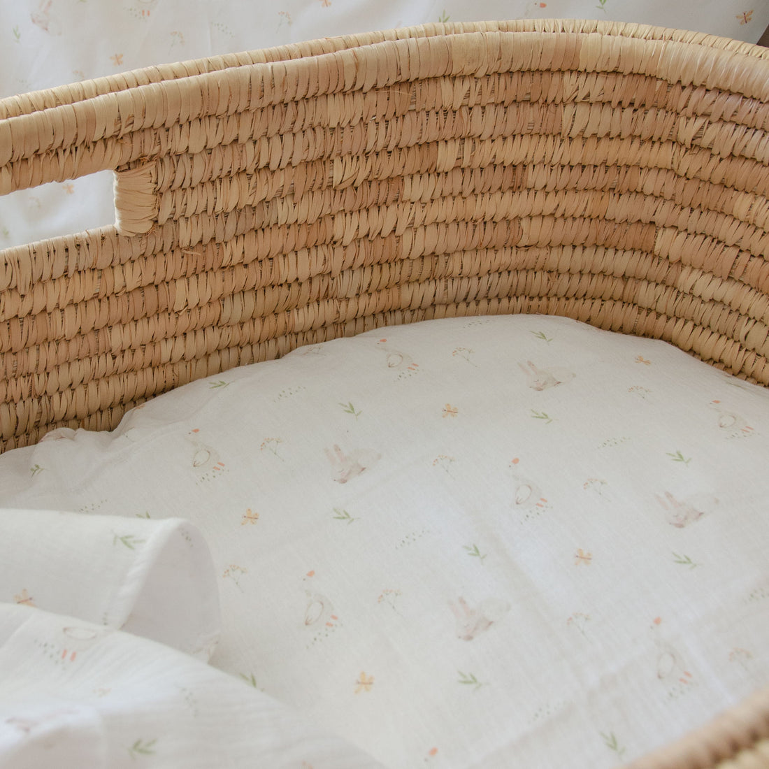 Farm Babies Moses Basket Muslin Fitted Sheet