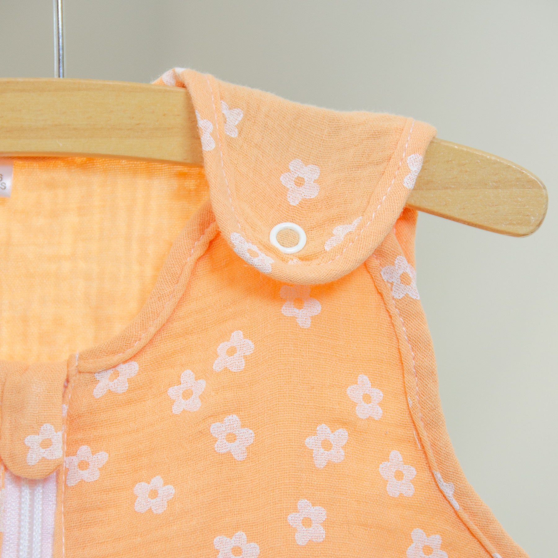 Peach Daisy Muslin Summer Sleeping Bag &amp; Blanket Set
