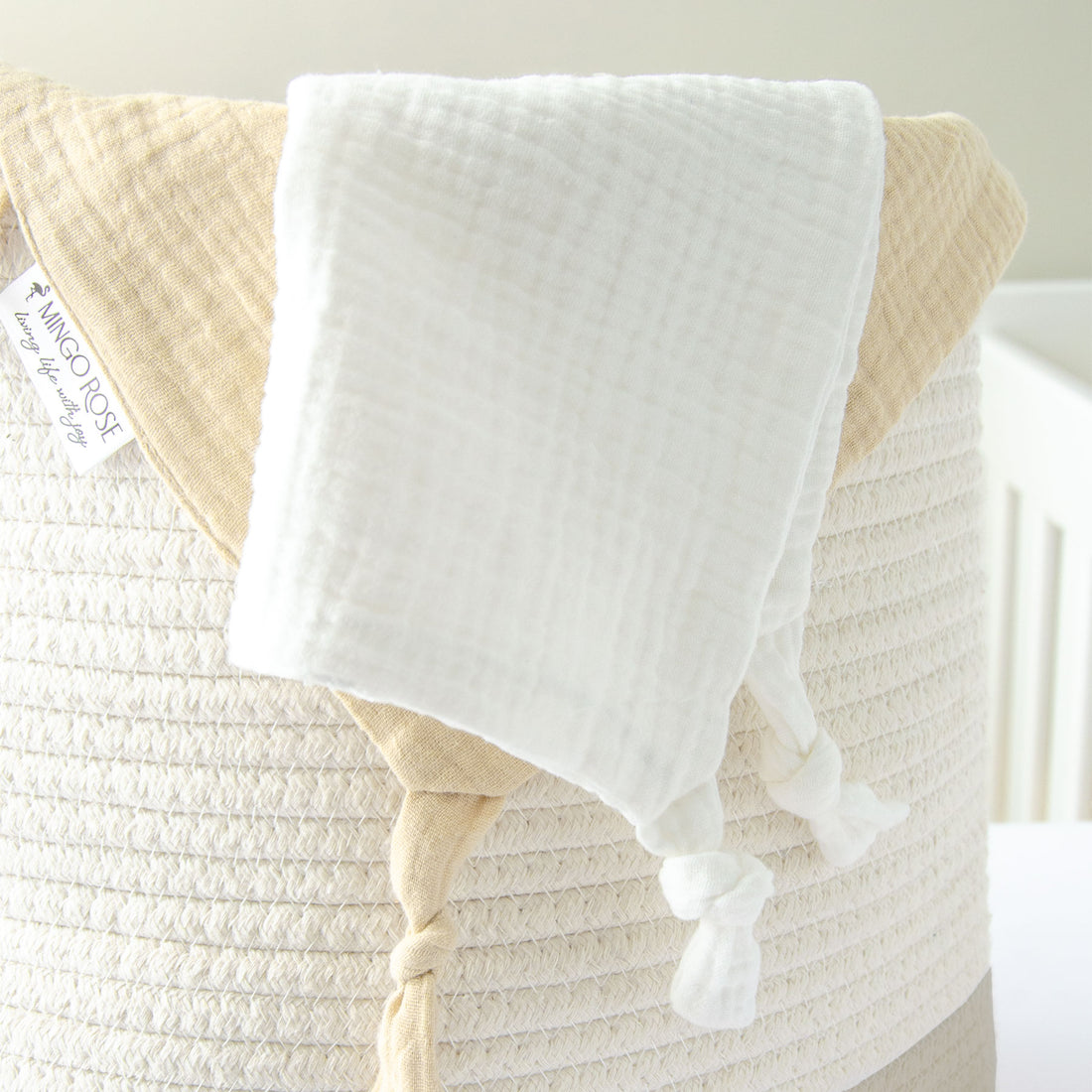 Knotted Muslin Sensory Taglet